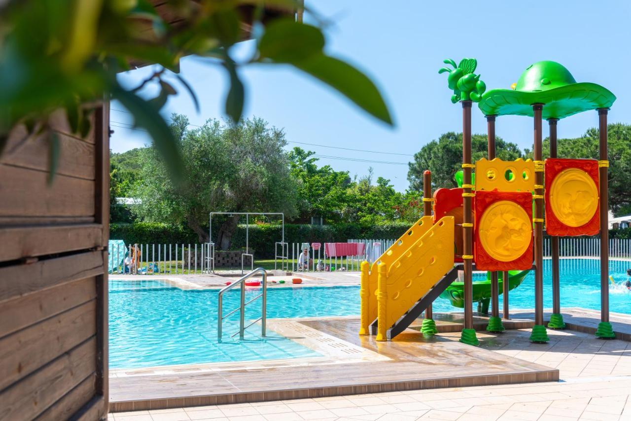 Camping Lacona Pineta Capoliveri  Esterno foto