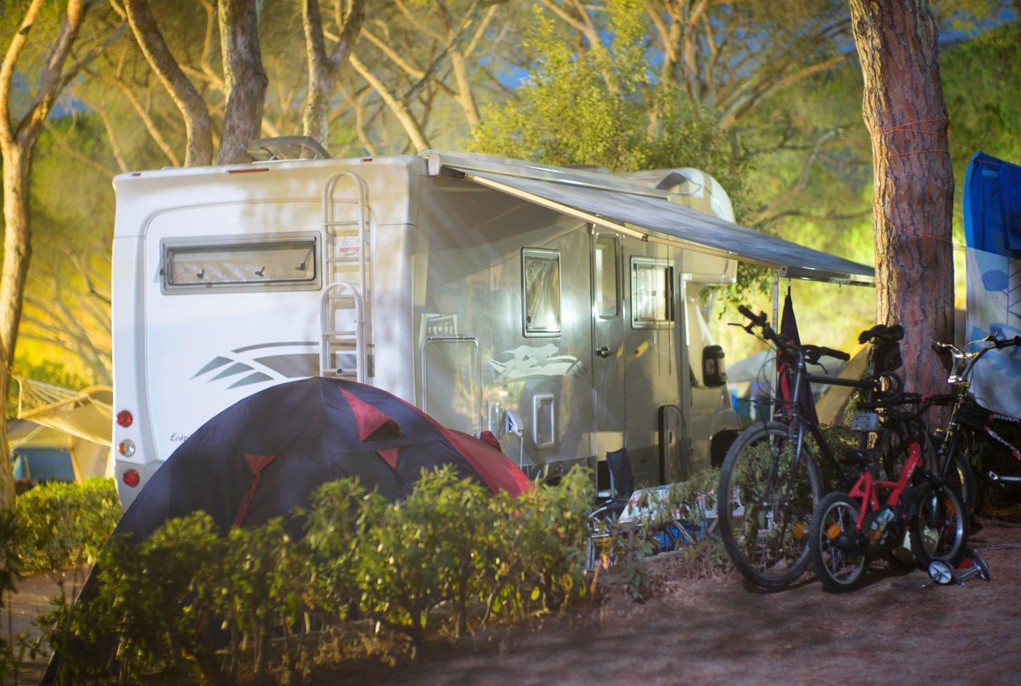 Camping Lacona Pineta Capoliveri  Esterno foto