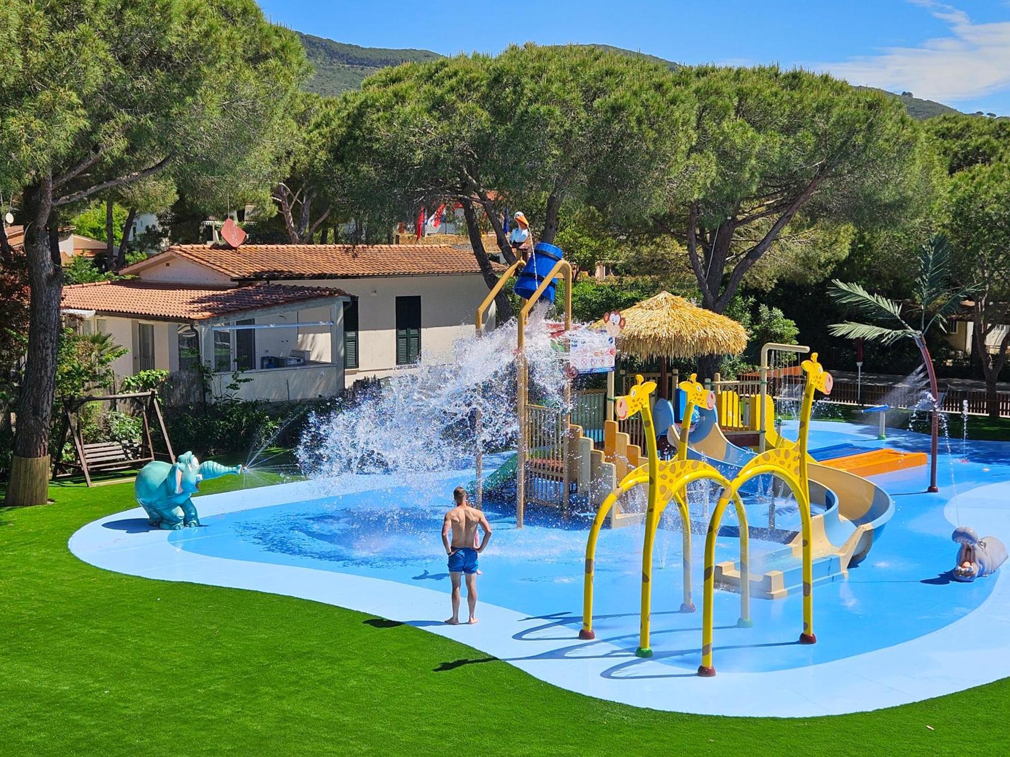 Camping Lacona Pineta Capoliveri  Esterno foto